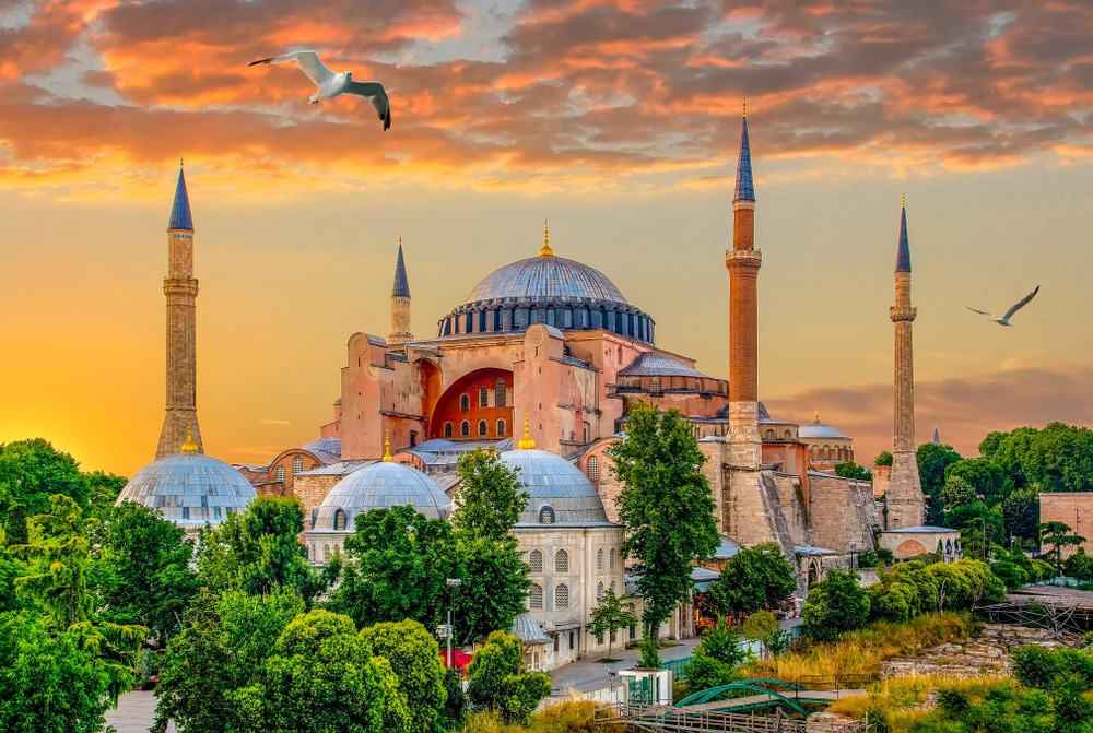 تور استانبول ویژه نوروز 1404